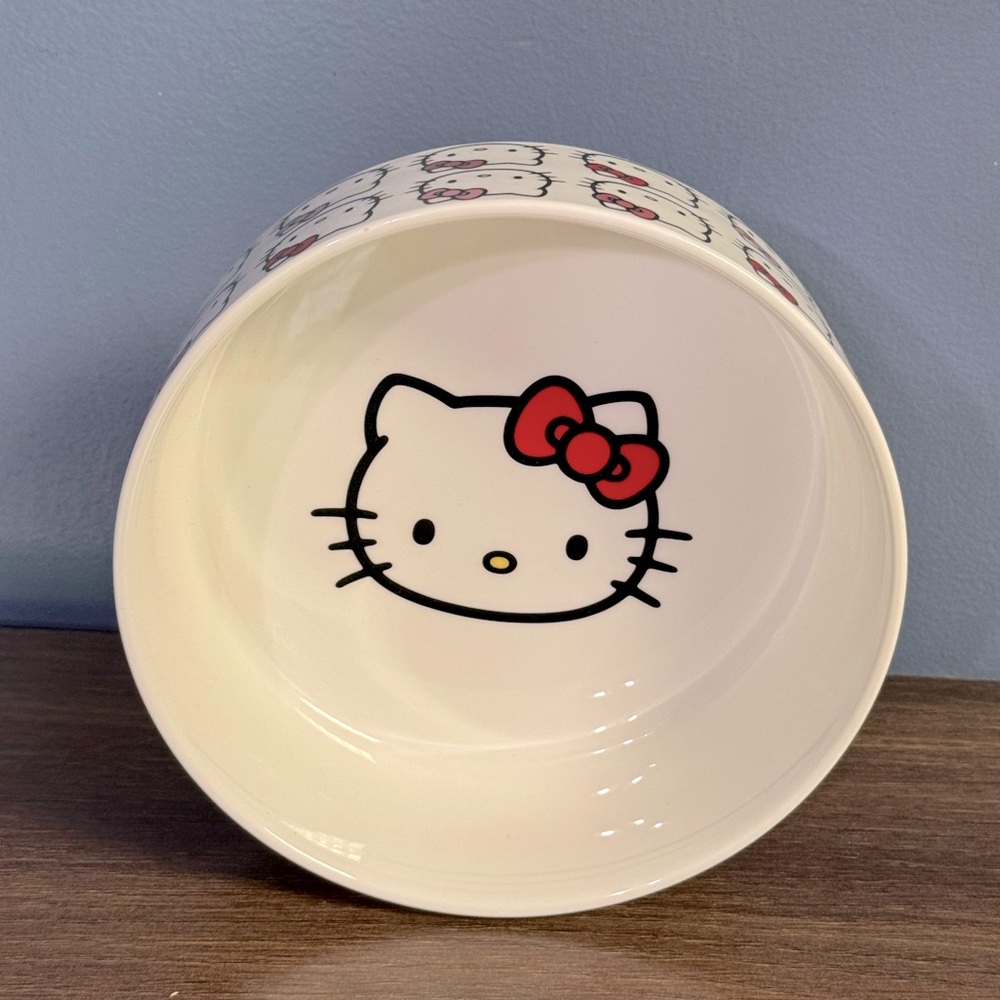 Hello Kitty Ceramic Pet Bowl